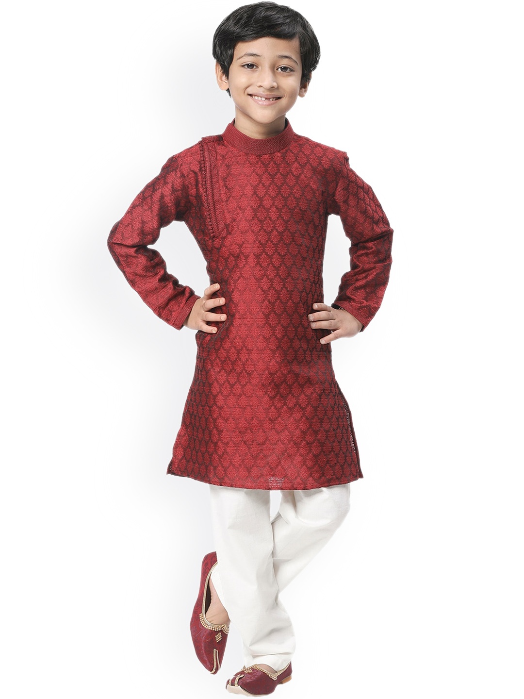 

Manyavar Boys Ethnic Motifs Woven Design Kurta With Churidar, Maroon