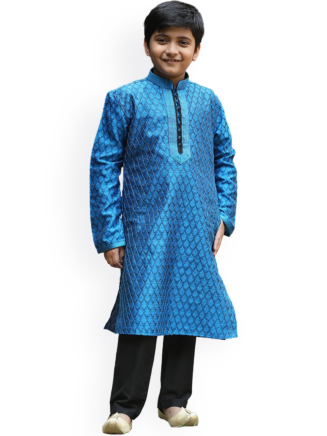 

Manyavar Boys Blue Ethnic Motifs Printed Kurta with Pyjamas