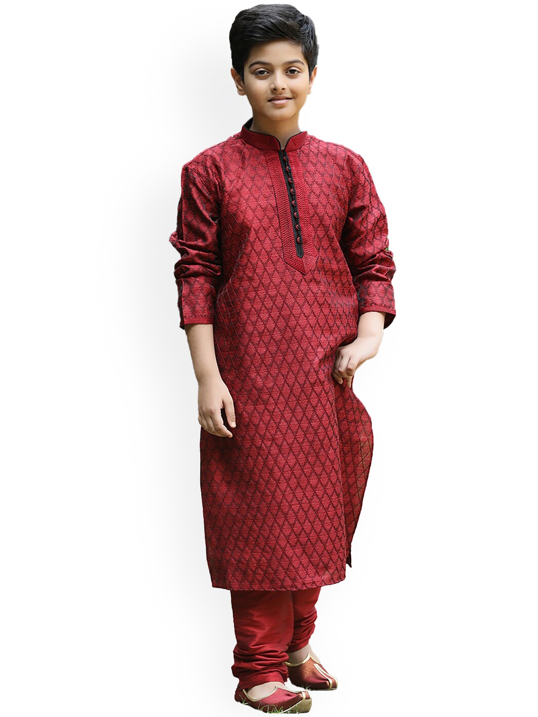 

Manyavar Boys Ethnic Motifs Woven Design Kurta with Churidar, Maroon