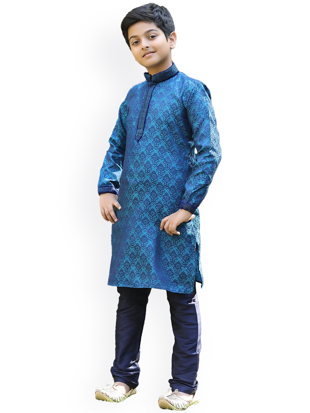 

Manyavar Boys Ethnic Motifs Printed Jacquard Kurta with Churidar, Blue