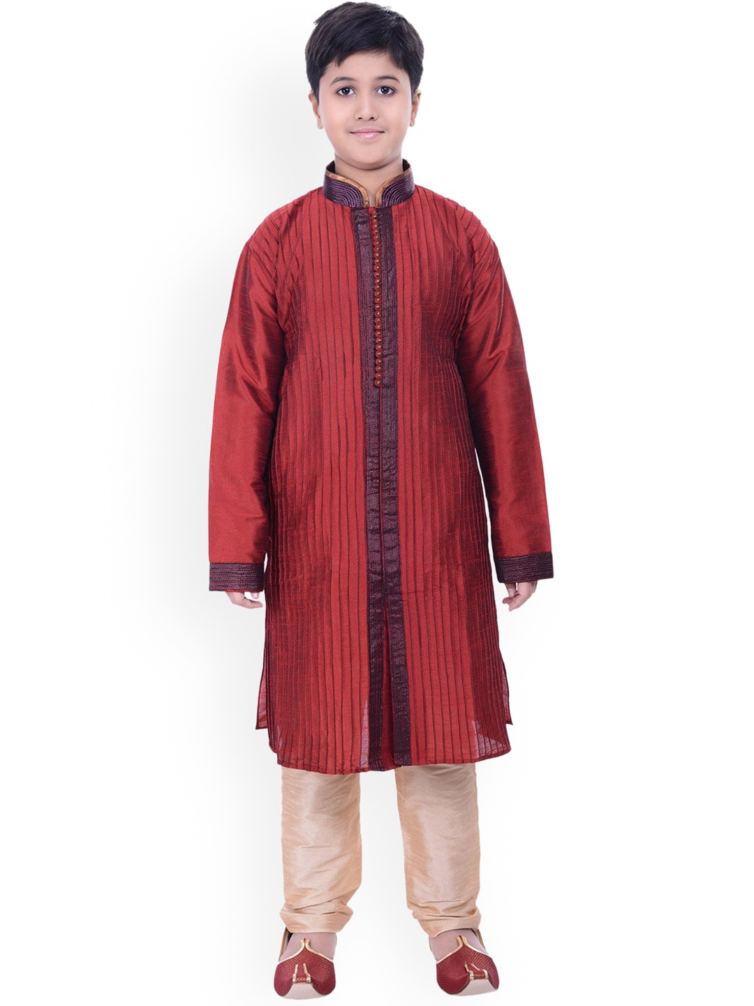 

Manyavar Boys Striped Kurta With Pyjamas, Maroon