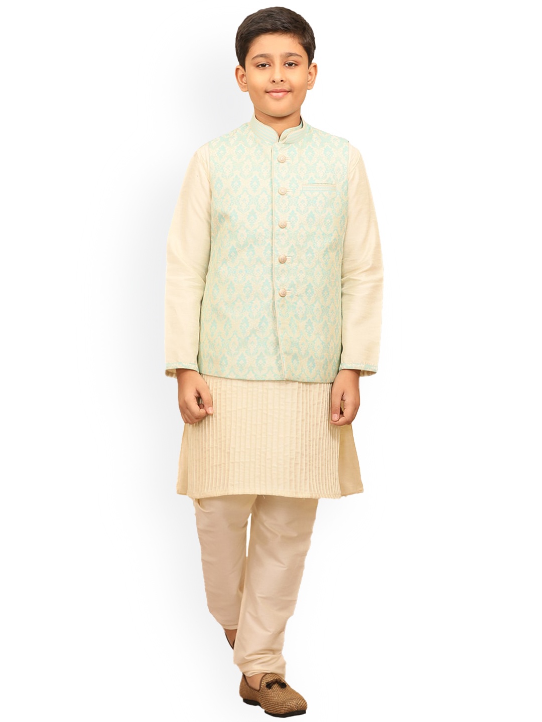 

Manyavar Boys Green Ethnic Motifs Layered Kurta with Churidar with Nehru Jacket