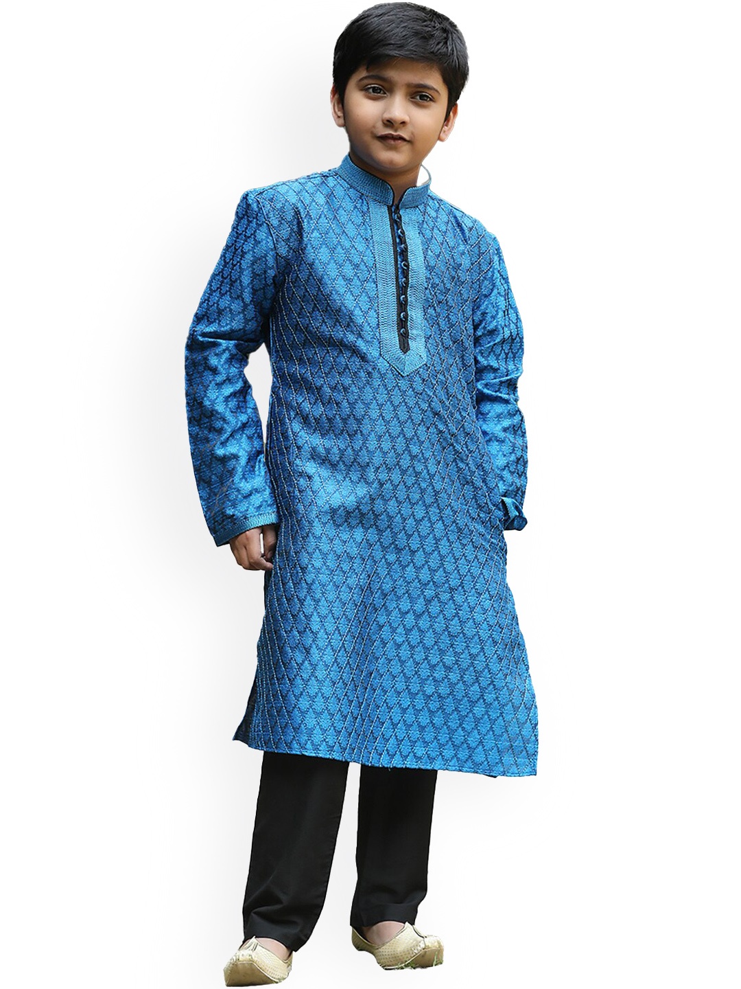 

Manyavar Boys Blue Ethnic Motifs Printed Kurta with Pyjamas