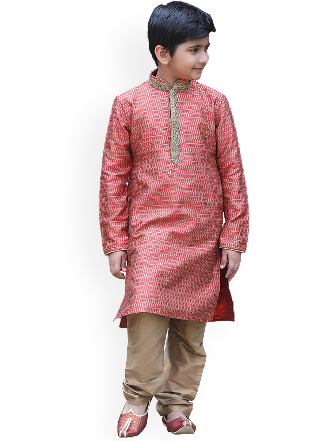 

Manyavar Boys Self Design Kurta With Pyjamas, Red