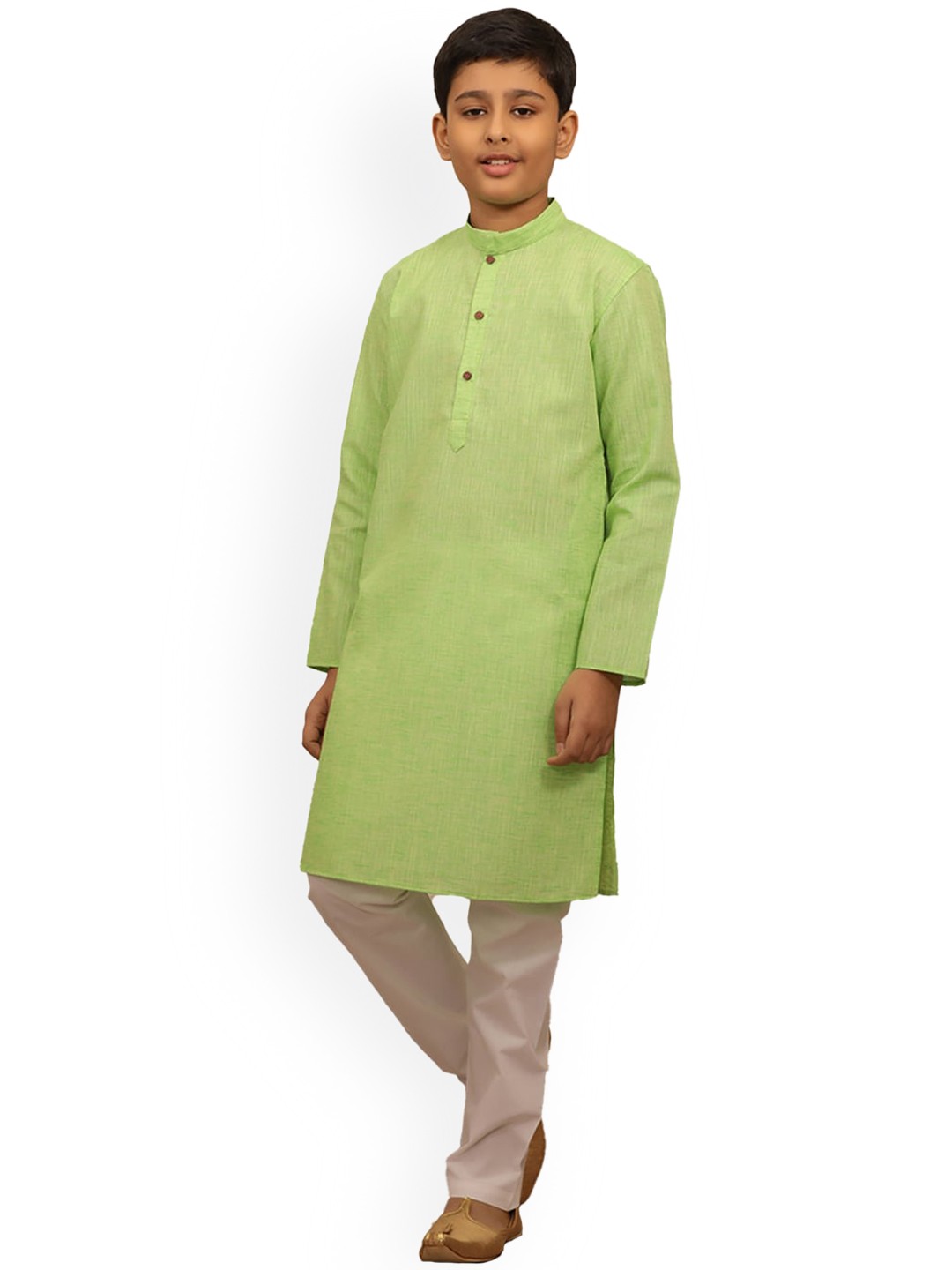 

Manyavar Boys Green Solid Kurta with Pyjamas