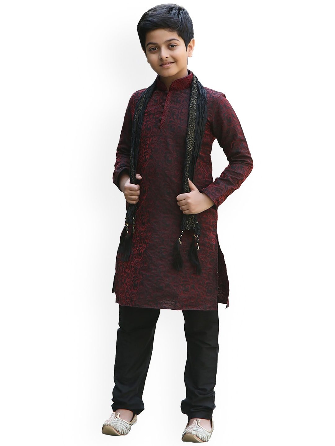 

Manyavar Boys Maroon Embroidered Kurta with Churidar