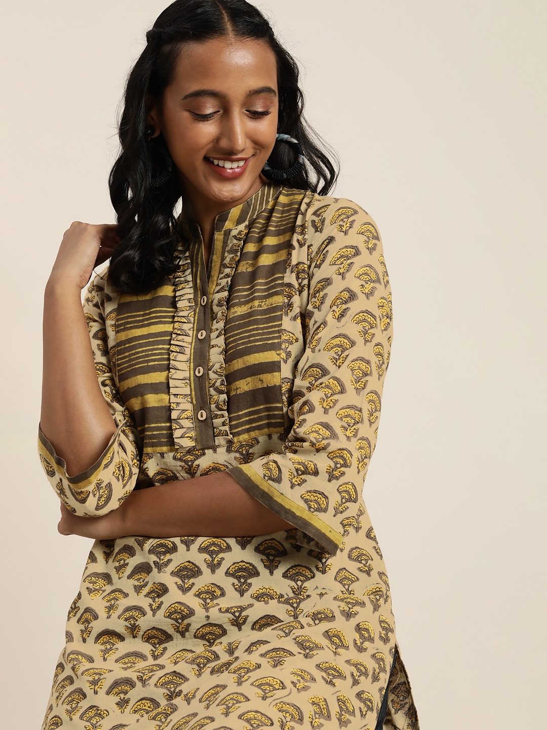 

Taavi Women Yellow & Brown Bagru Hand Block Print Pure Cotton Kurta