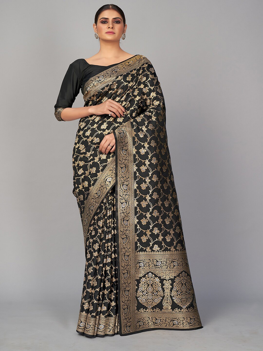 

MONJOLIKA FASHION Black & Gold-Toned Woven Design Silk Blend Banarasi Saree