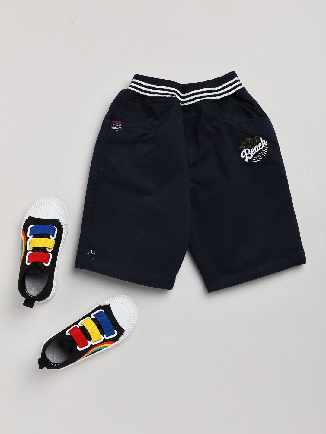 

Olio Kids Boys Navy Blue Solid Cotton Shorts