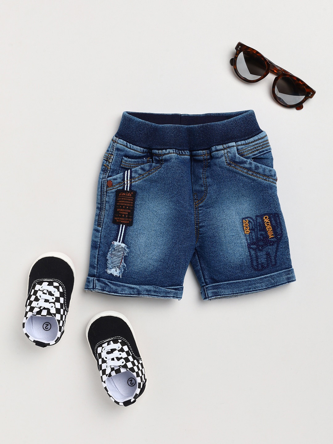 

Olio Kids Boys Blue Printed Denim Shorts