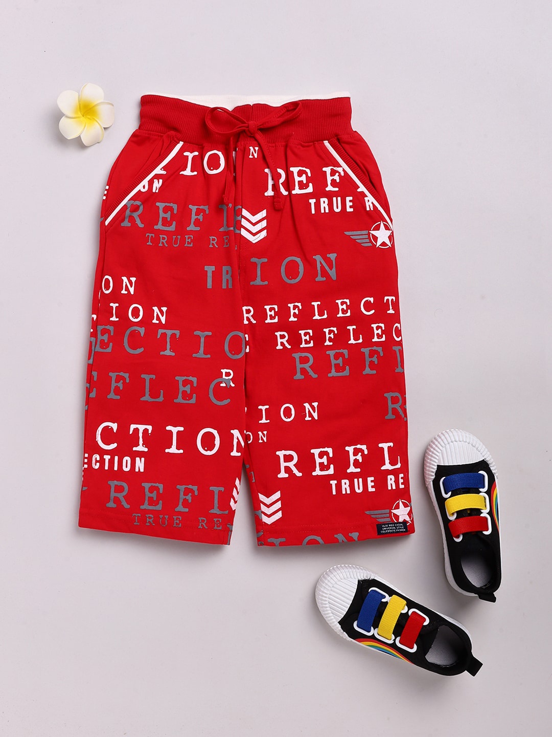 

Olio Kids Boys Red Printed Cotton Shorts
