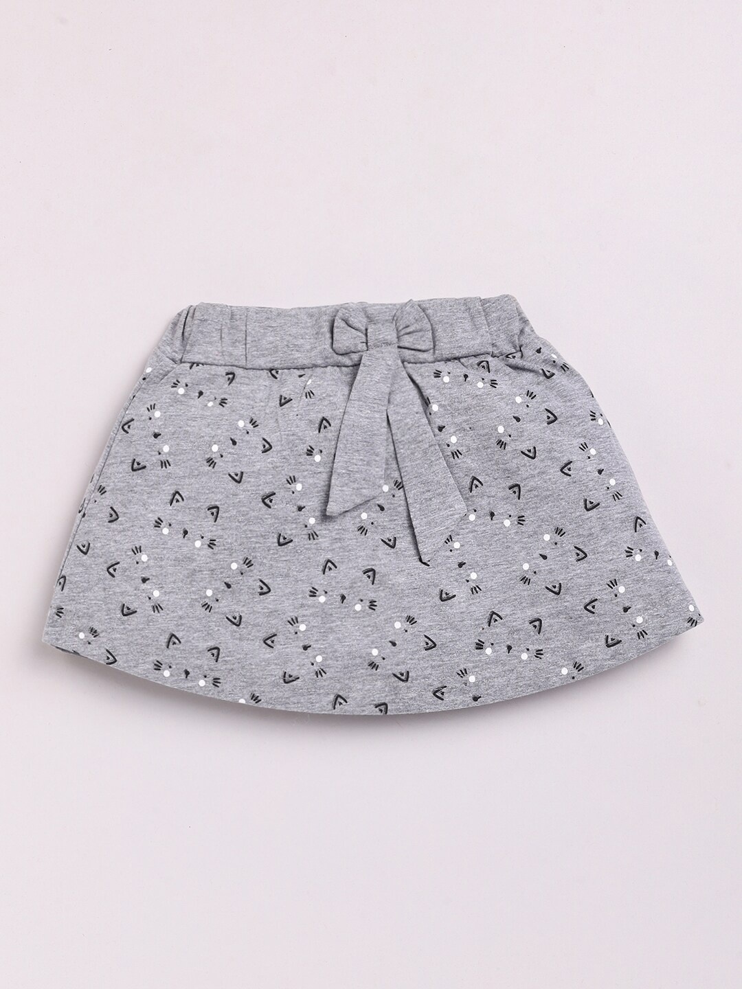 

Olio Kids Boys Grey Printed Shorts