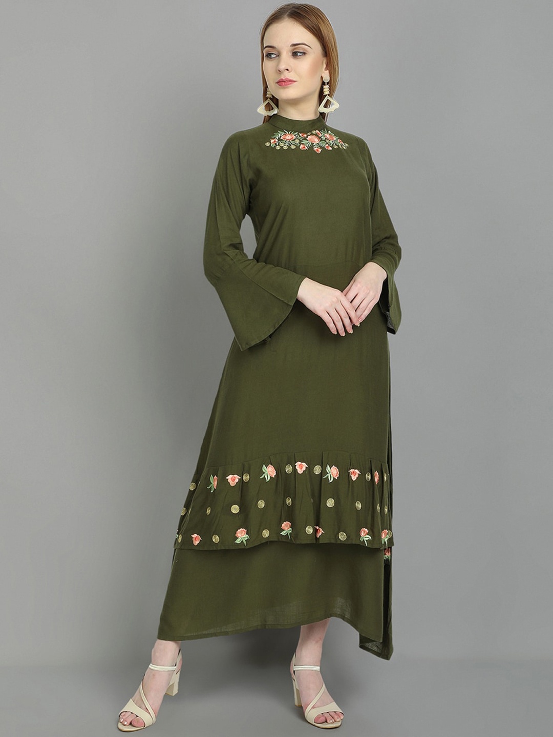 

Ziva Fashion Women Green Embroidered Flared Sleeves Kurta