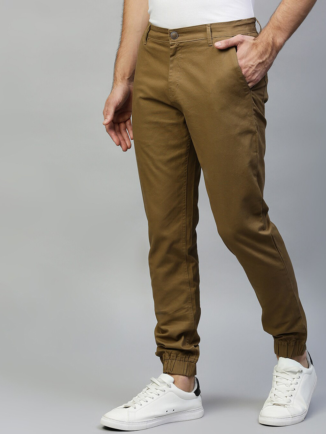 

Hubberholme Men Khaki Tailored Slim Fit Joggers Trousers