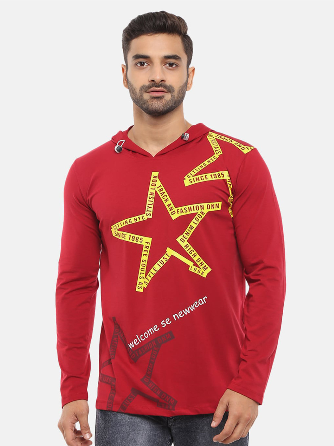 

V-Mart Men Maroon Typography Printed Cotton Slim Fit T-shirt