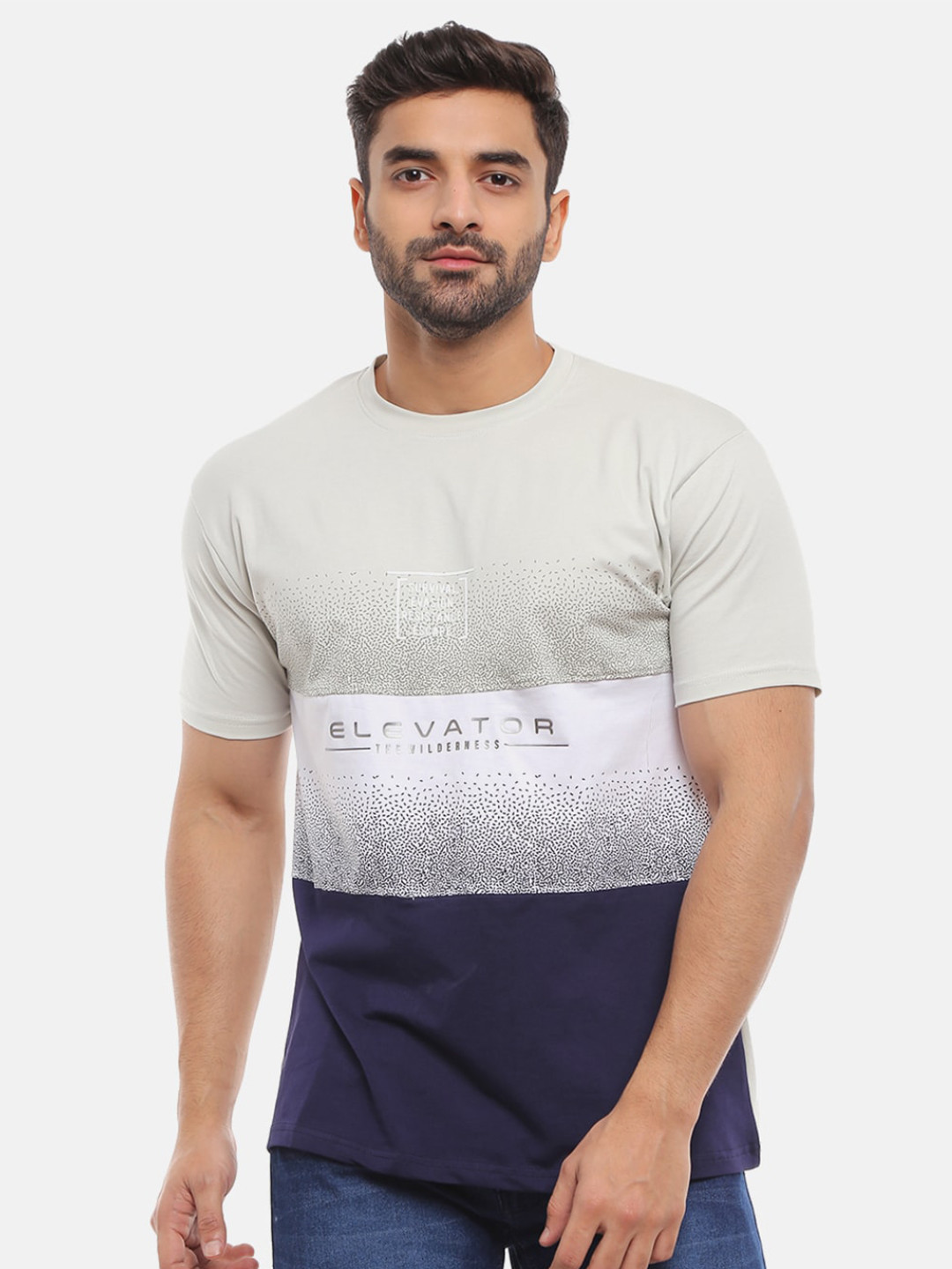 

V-Mart Men Grey & Navy Blue Colourblocked T-shirt