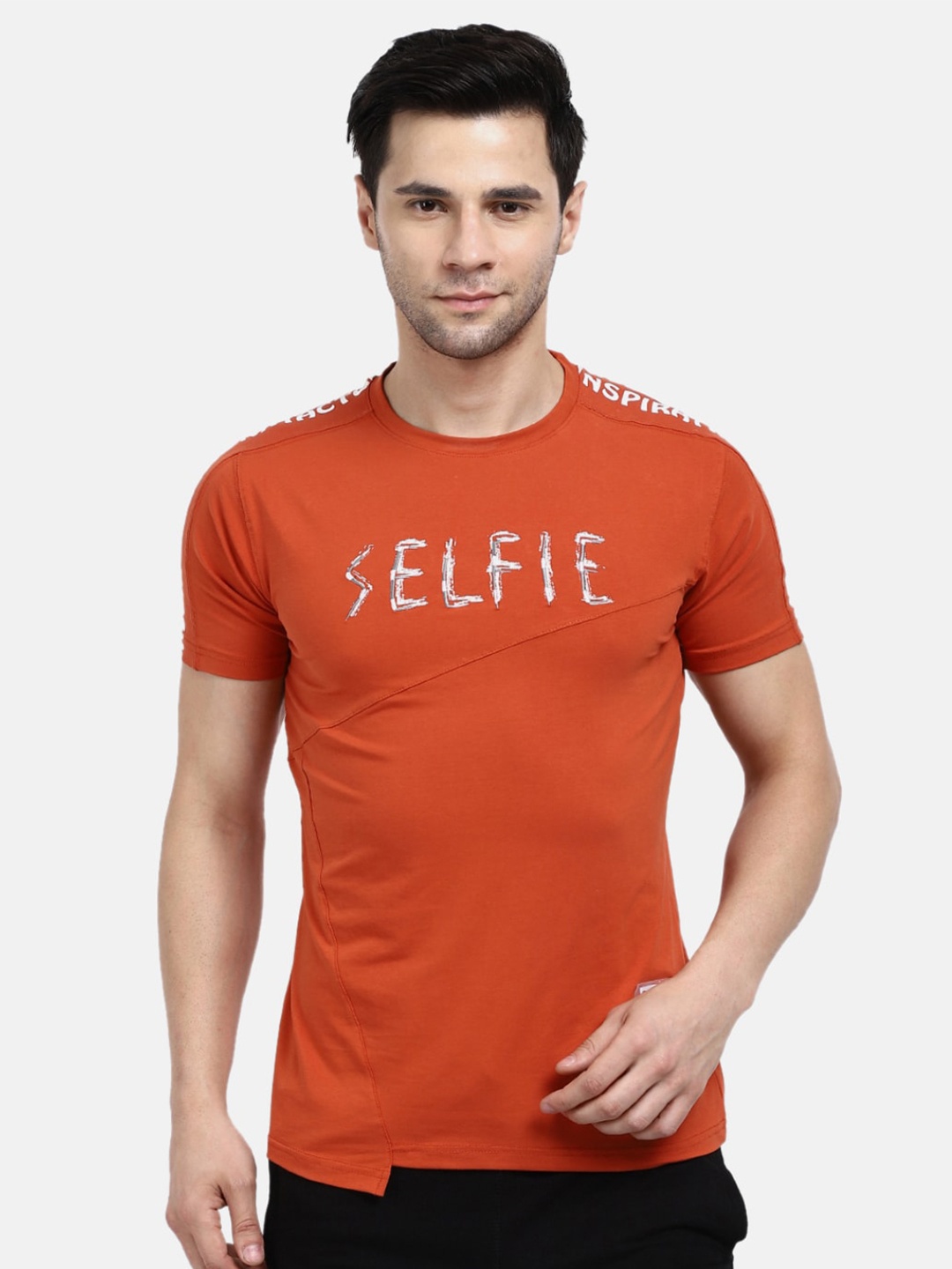 

V-Mart Men Orange Typography Slim Fit T-shirt