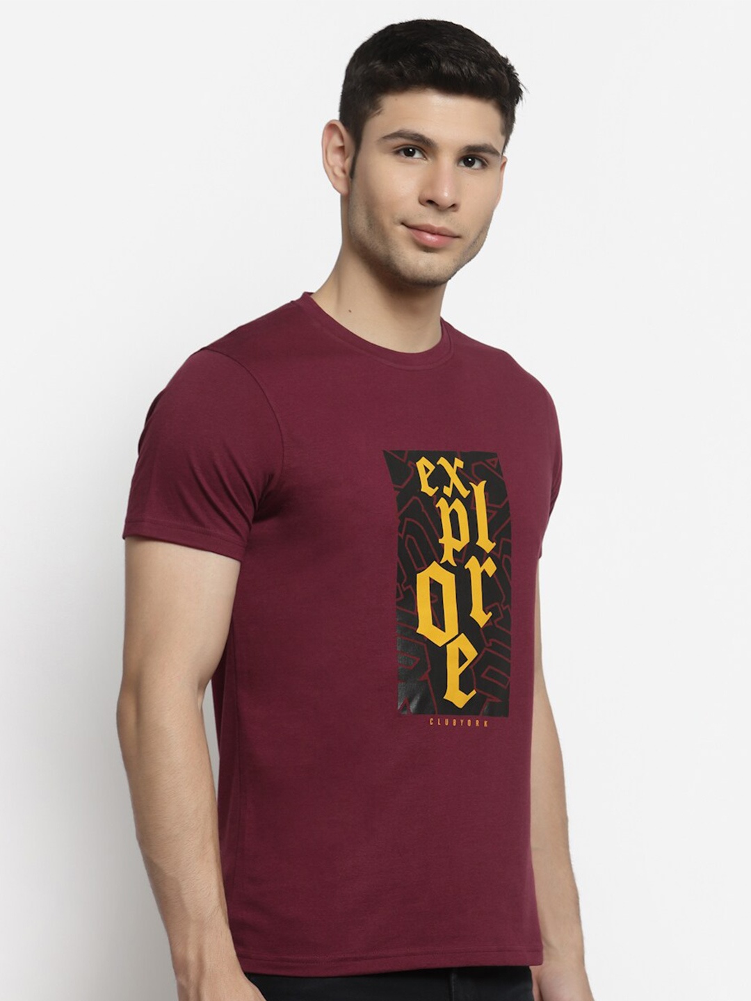 

Club York Men Maroon Typography Printed T-shirt