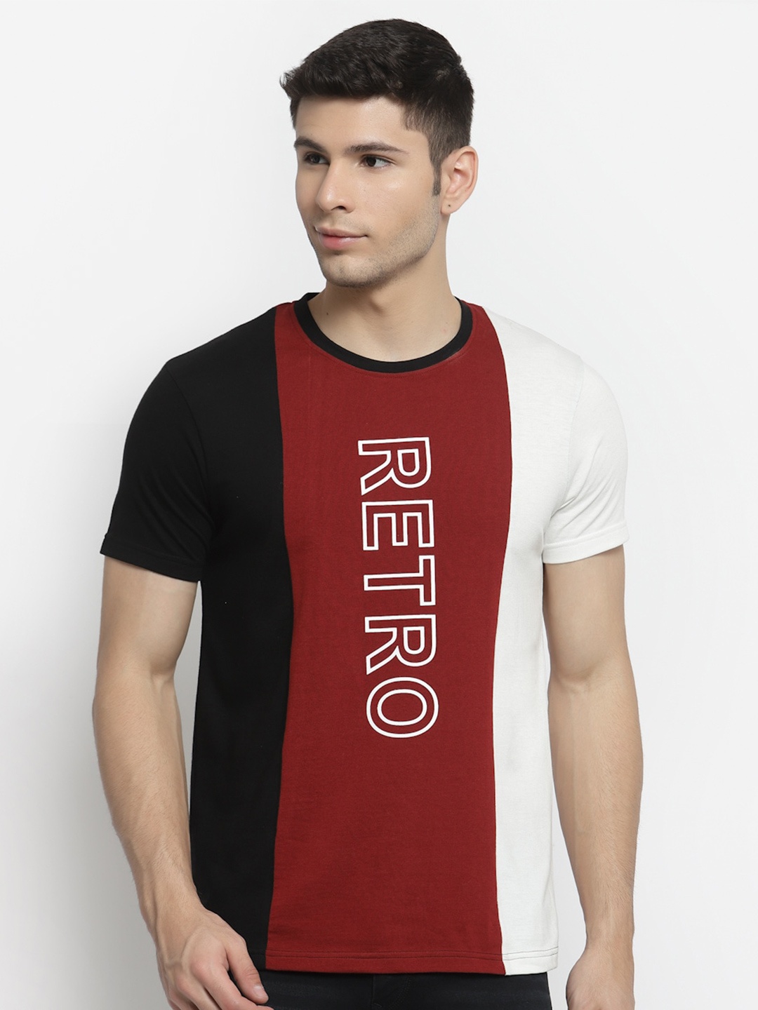 

Club York Men Maroon & White Typography Printed Cotton T-shirt