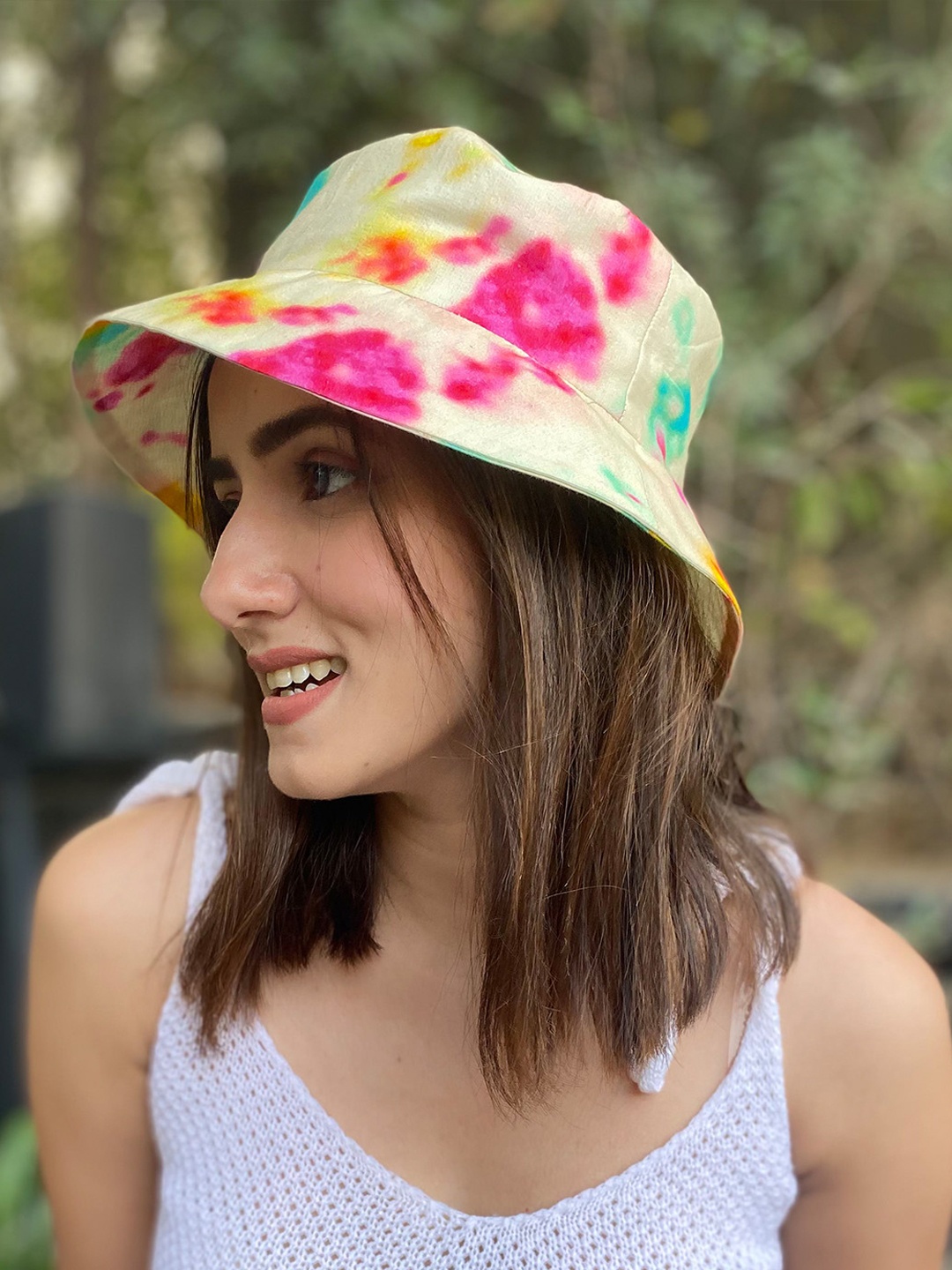

HAIR DRAMA CO. Women Cream & Pink Tie-Died Bucket Hat