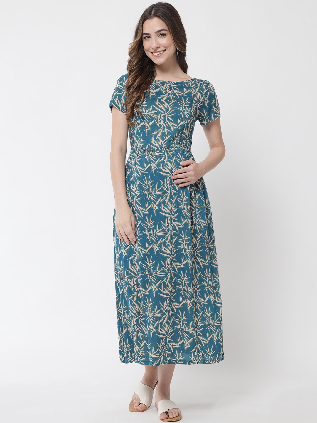 

The Vanca Green Floral Maternity Midi Dress