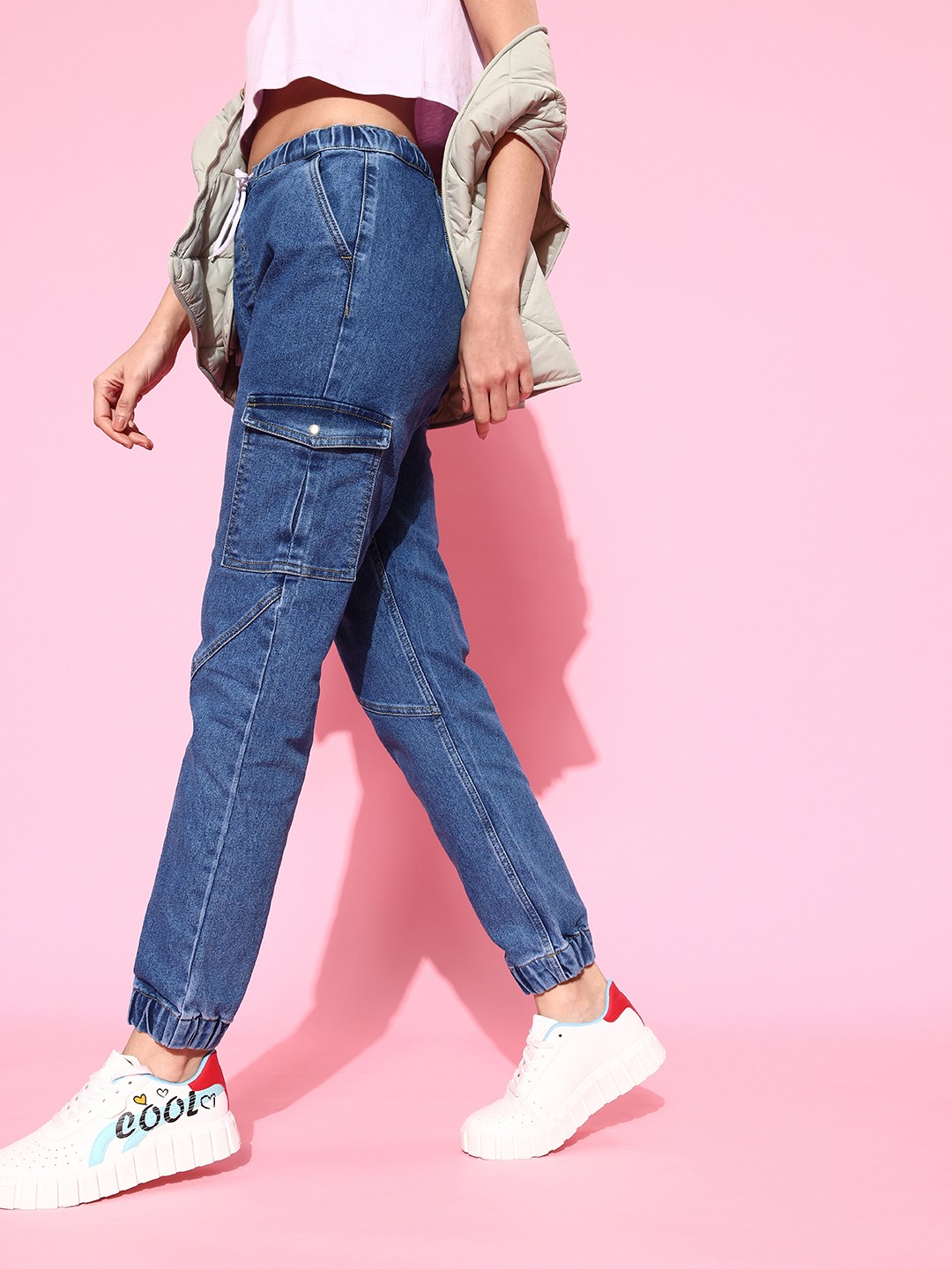 

The Roadster Lifestyle Co. Women Blue High-Rise Heavy Fade Stretchable Jeans