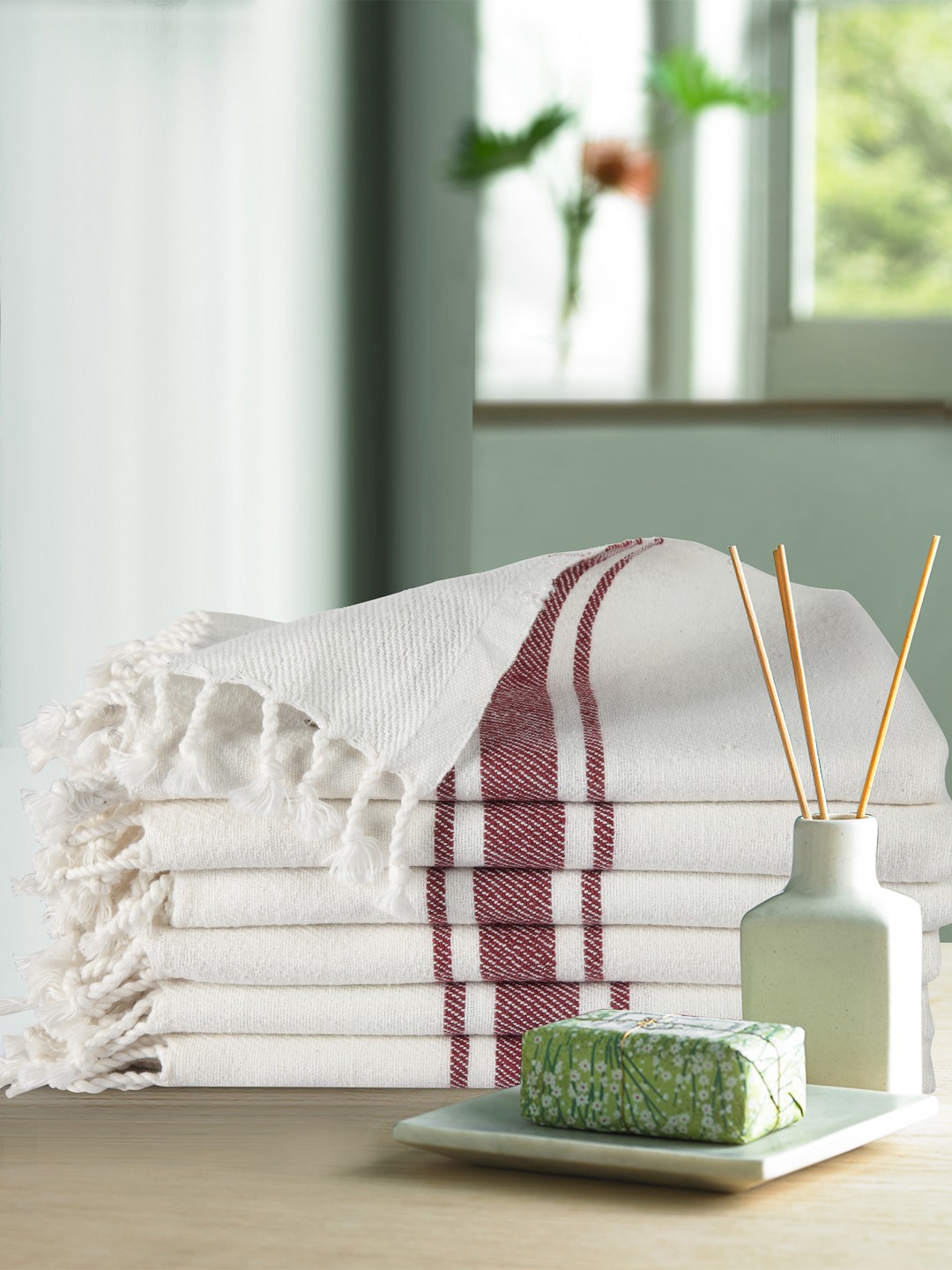 

KLOTTHE Set of 6 Maroon & White Striped Pure Cotton Hand Towels