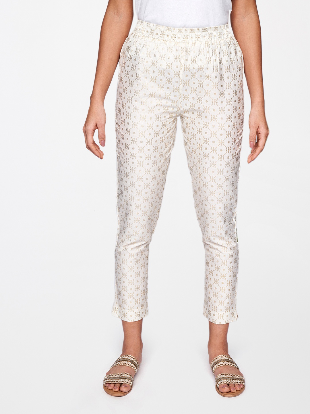 

itse Women Off White Ethnic Motifs Printed Comfort Cigarette Trousers