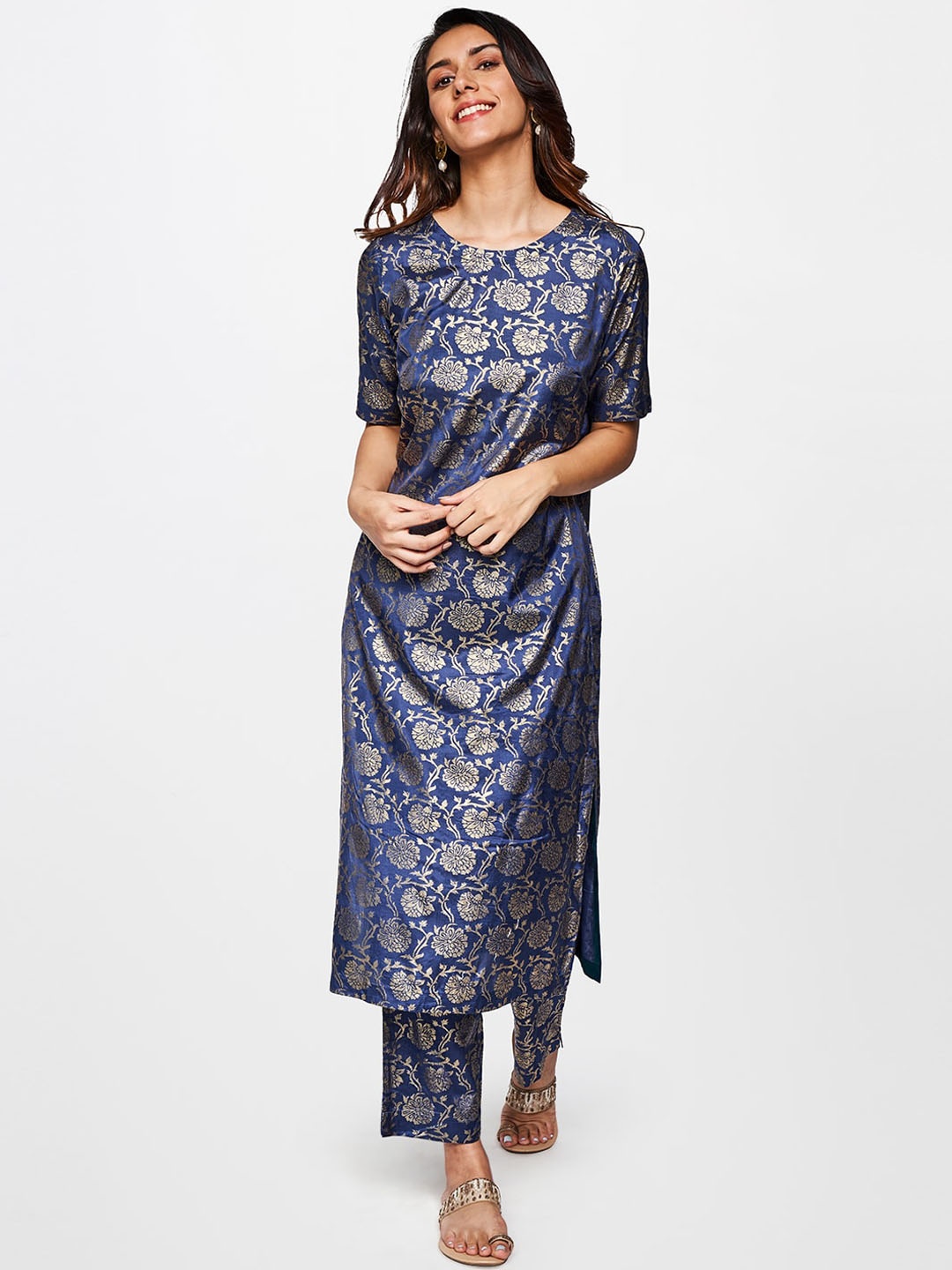 

itse Women Blue & Golden Ethnic Motifs Printed Kurta