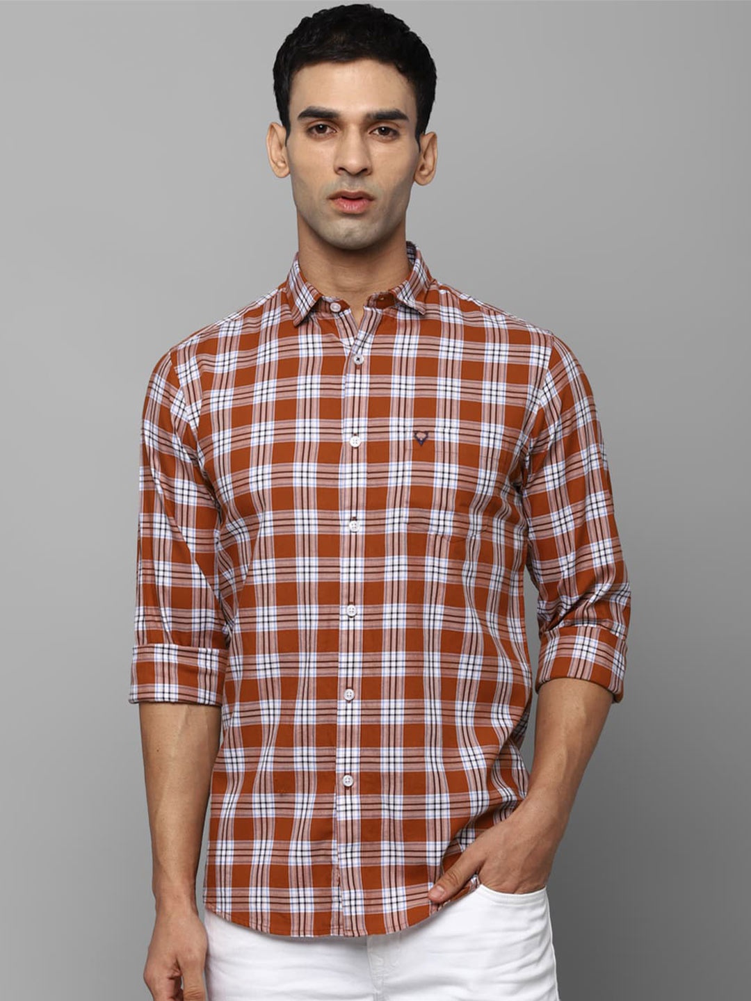 

Allen Solly Men Brown Slim Fit Checked Casual Shirt