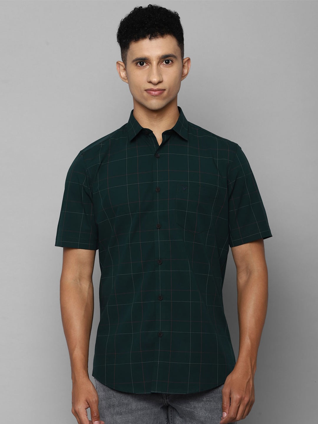 

Allen Solly Men Green Slim Fit Checked Casual Shirt