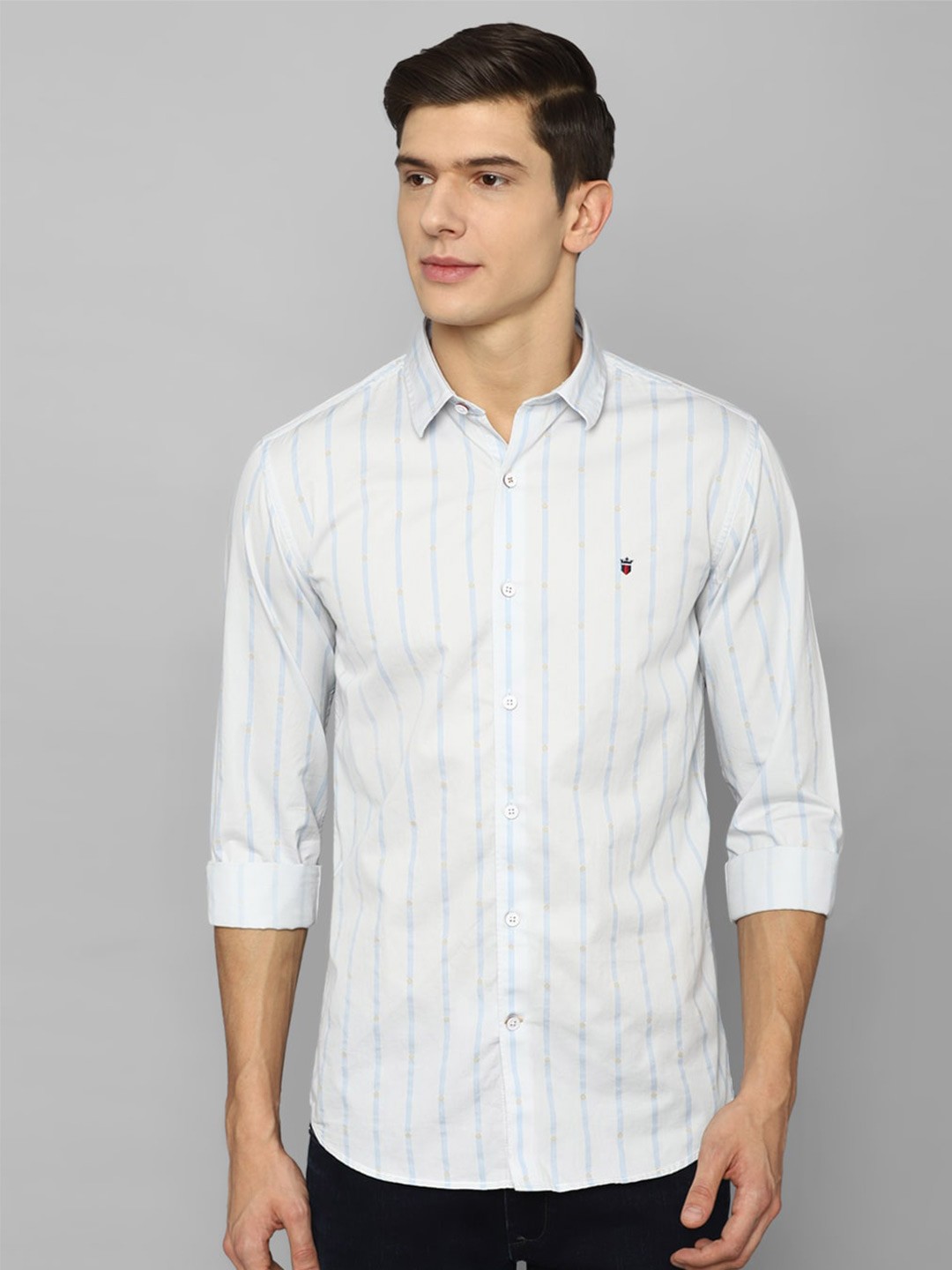 

Louis Philippe Sport Men White Slim Fit Striped Casual Shirt