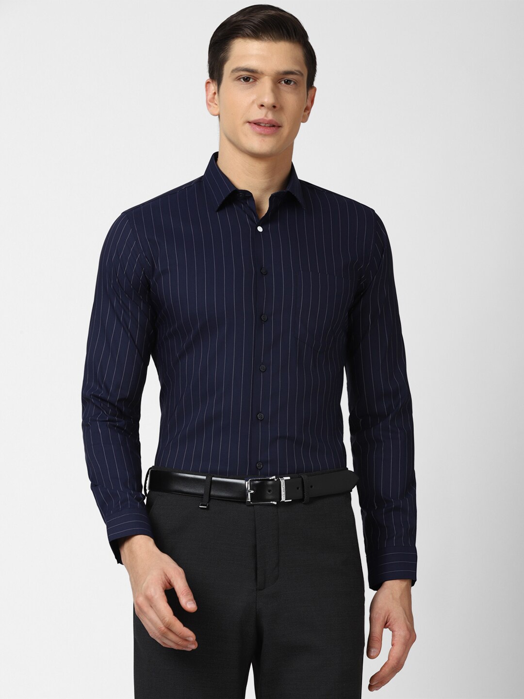 

Van Heusen Men Navy Blue Slim Fit Striped Formal Shirt