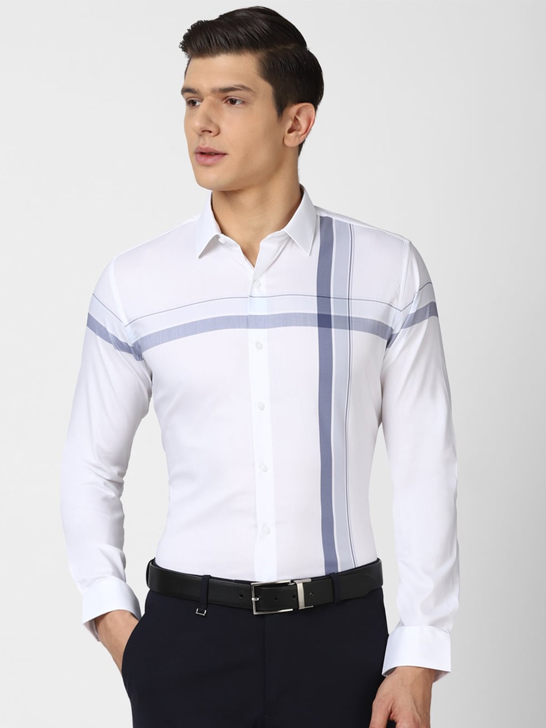 

Van Heusen Men White Slim Fit Multi Striped Formal Shirt