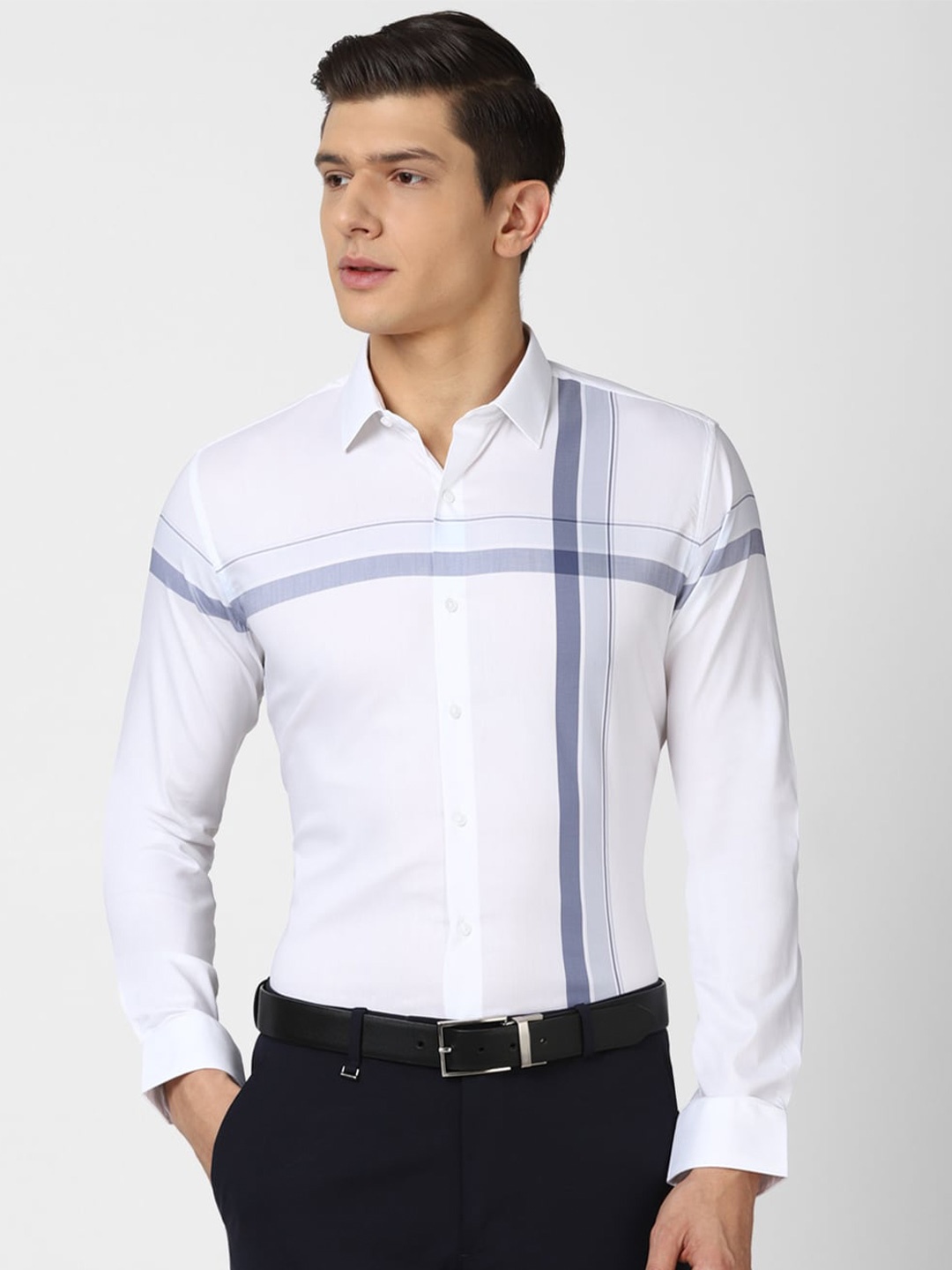 

Van Heusen Men White Slim Fit Multi Stripes Striped Formal Shirt