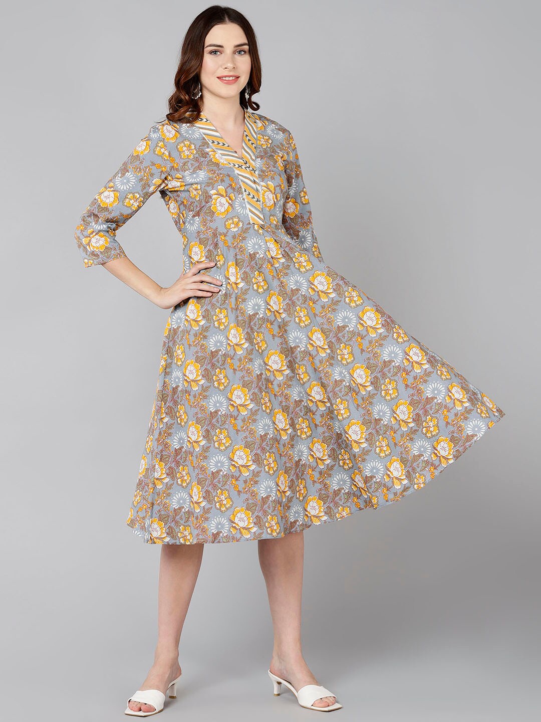 

ZNX Clothing Women Yellow & Brown Floral Midi Dress