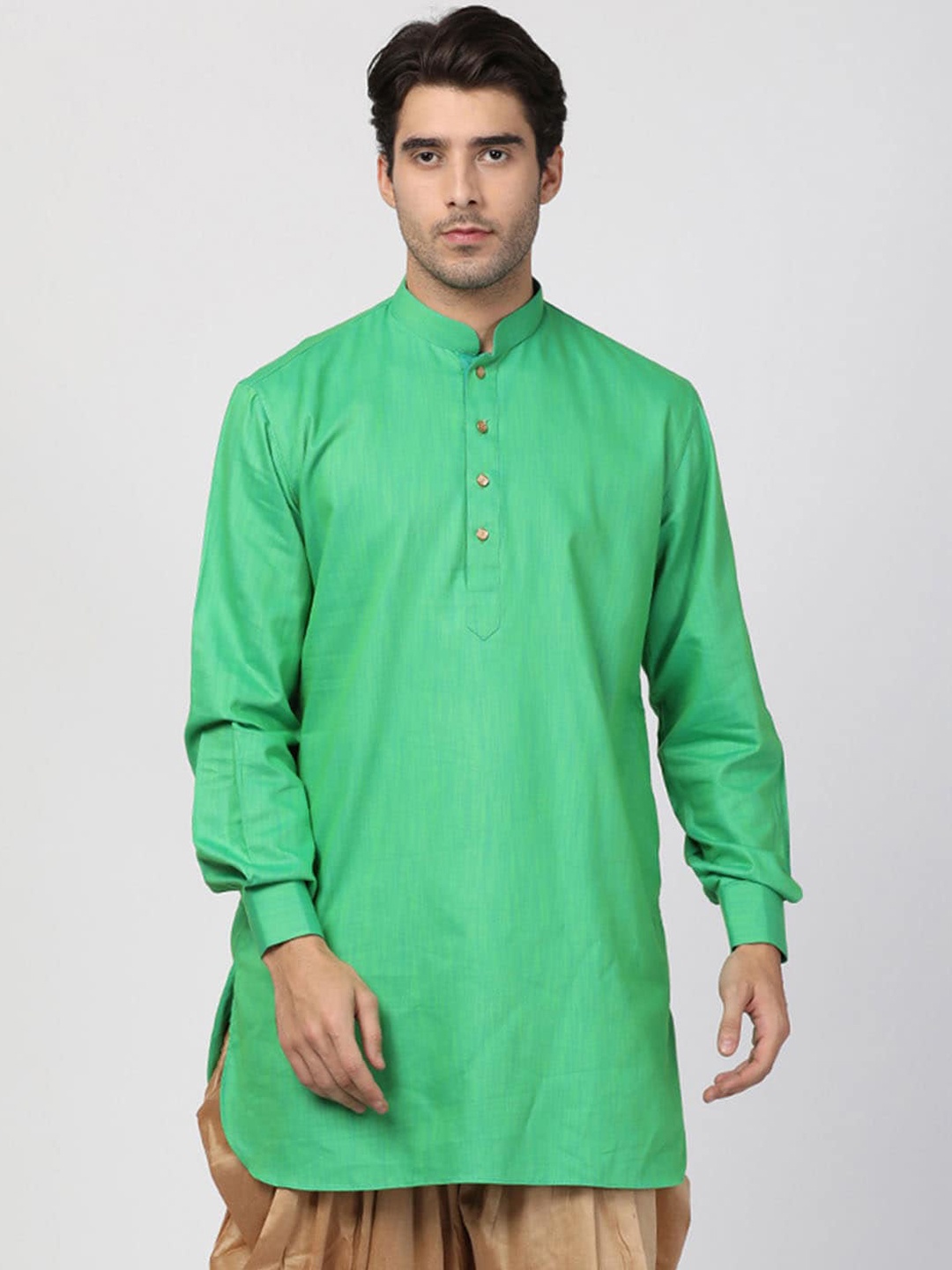 

VASTRAMAY Men Green Solid Kurta
