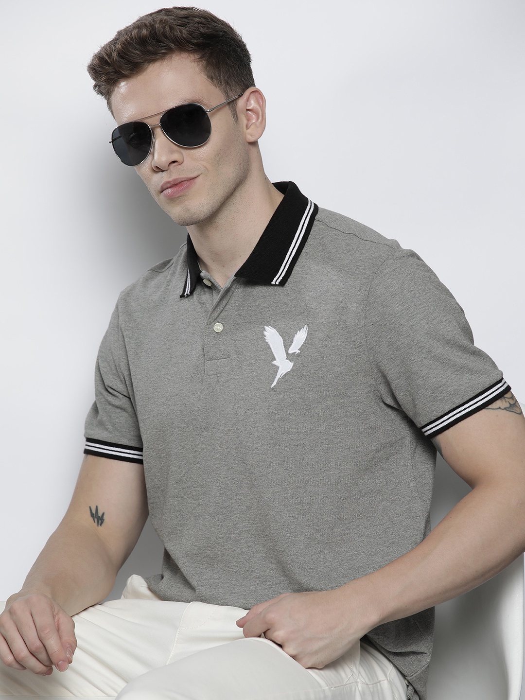 

AMERICAN EAGLE OUTFITTERS Men Grey Polo Collar Standard Fit T-shirt