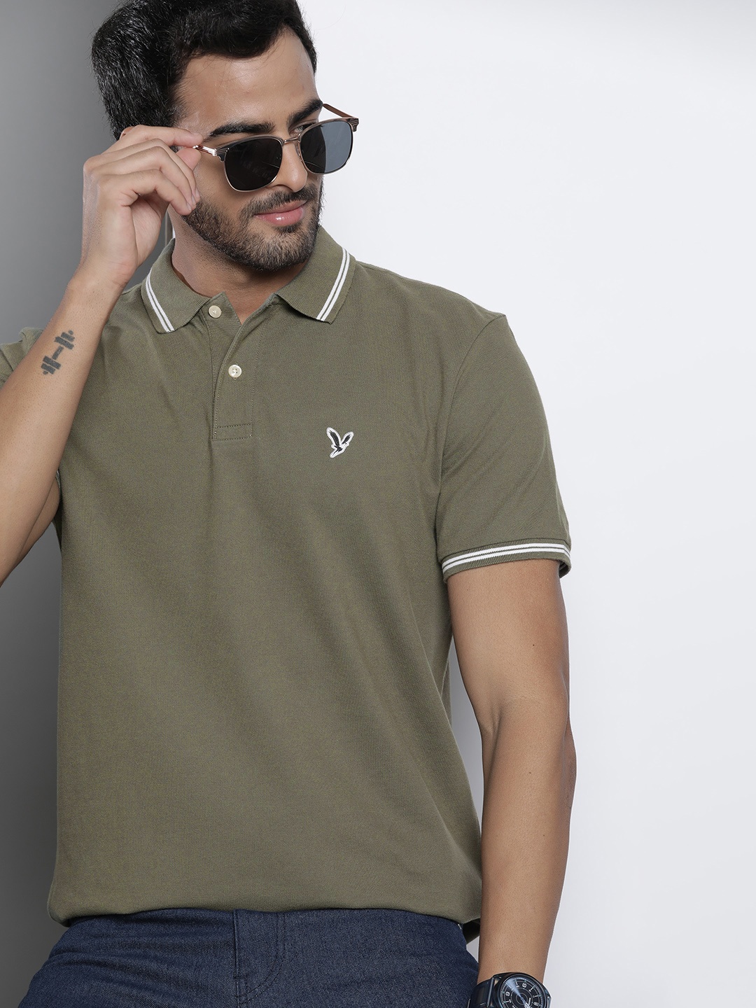

AMERICAN EAGLE OUTFITTERS Men Olive Green Polo Collar Standard Fit T-shirt