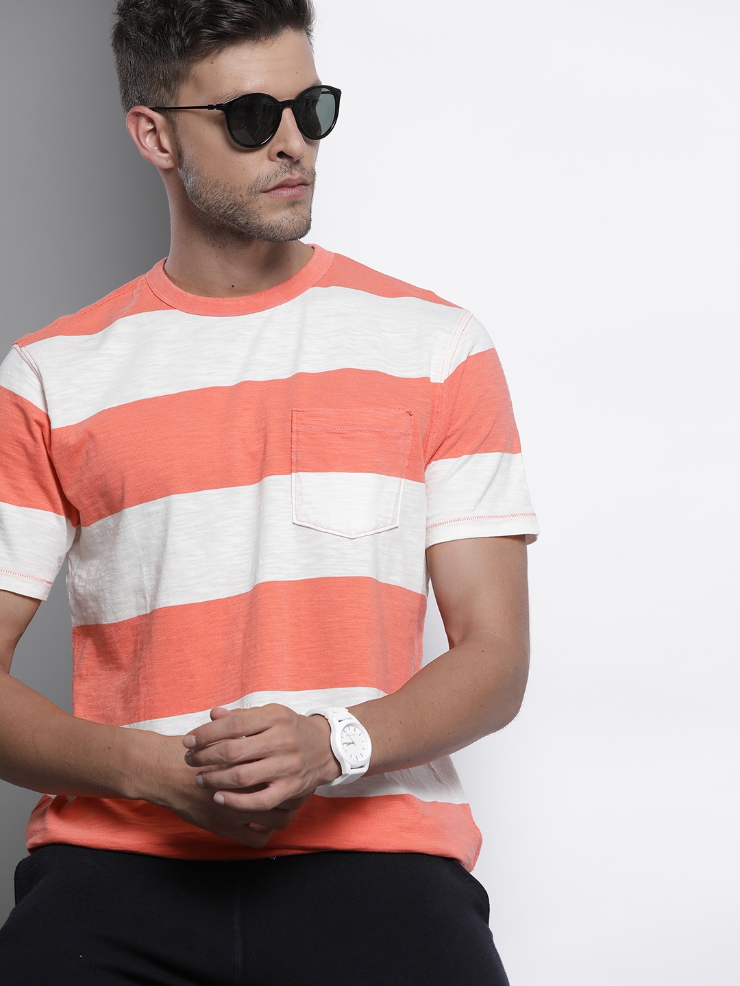 

AMERICAN EAGLE OUTFITTERS Men Orange & White Striped Pure Cotton T-shirt