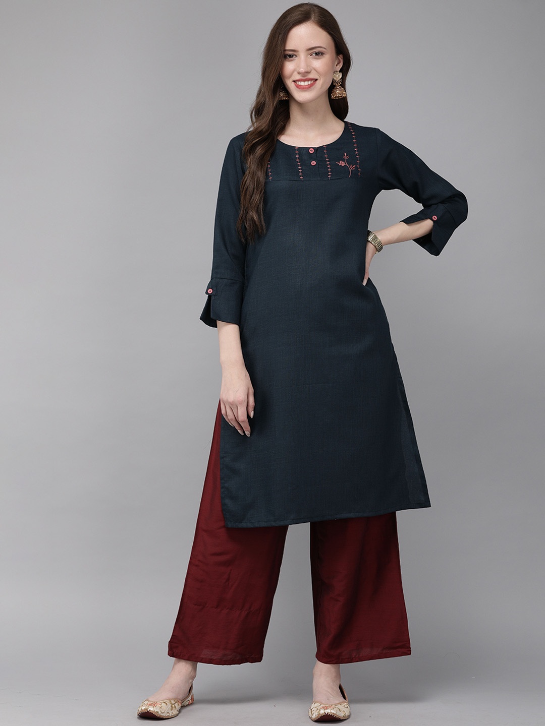 

MIMOSA Women Navy Blue Keyhole Neck Flared Sleeves Thread Work Kurta