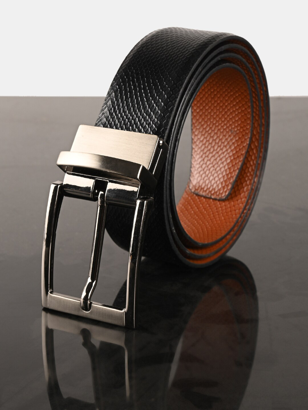 

BuckleUp Men Tan Textured Leather Belt