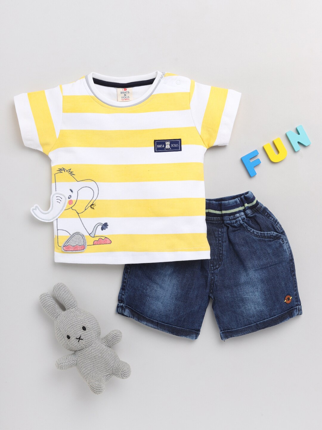 

BRATS AND DOLLS Boys Yellow Printed T-shirt with Shorts