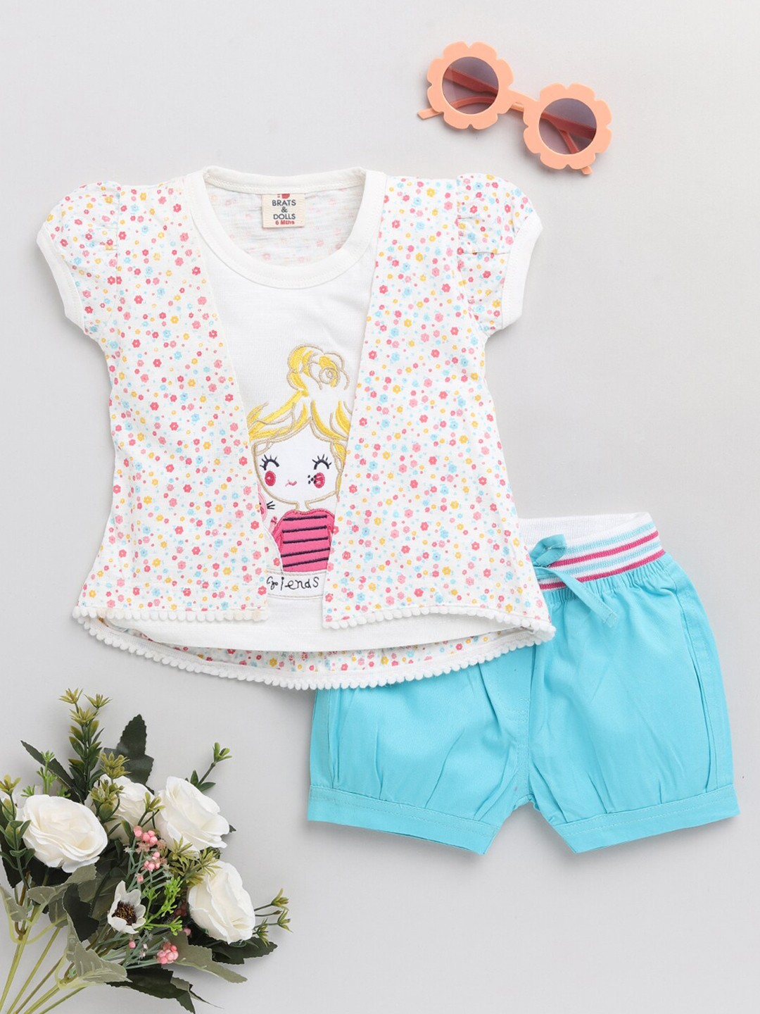 

BRATS AND DOLLS Girls White & Blue Printed T-shirt with Shorts