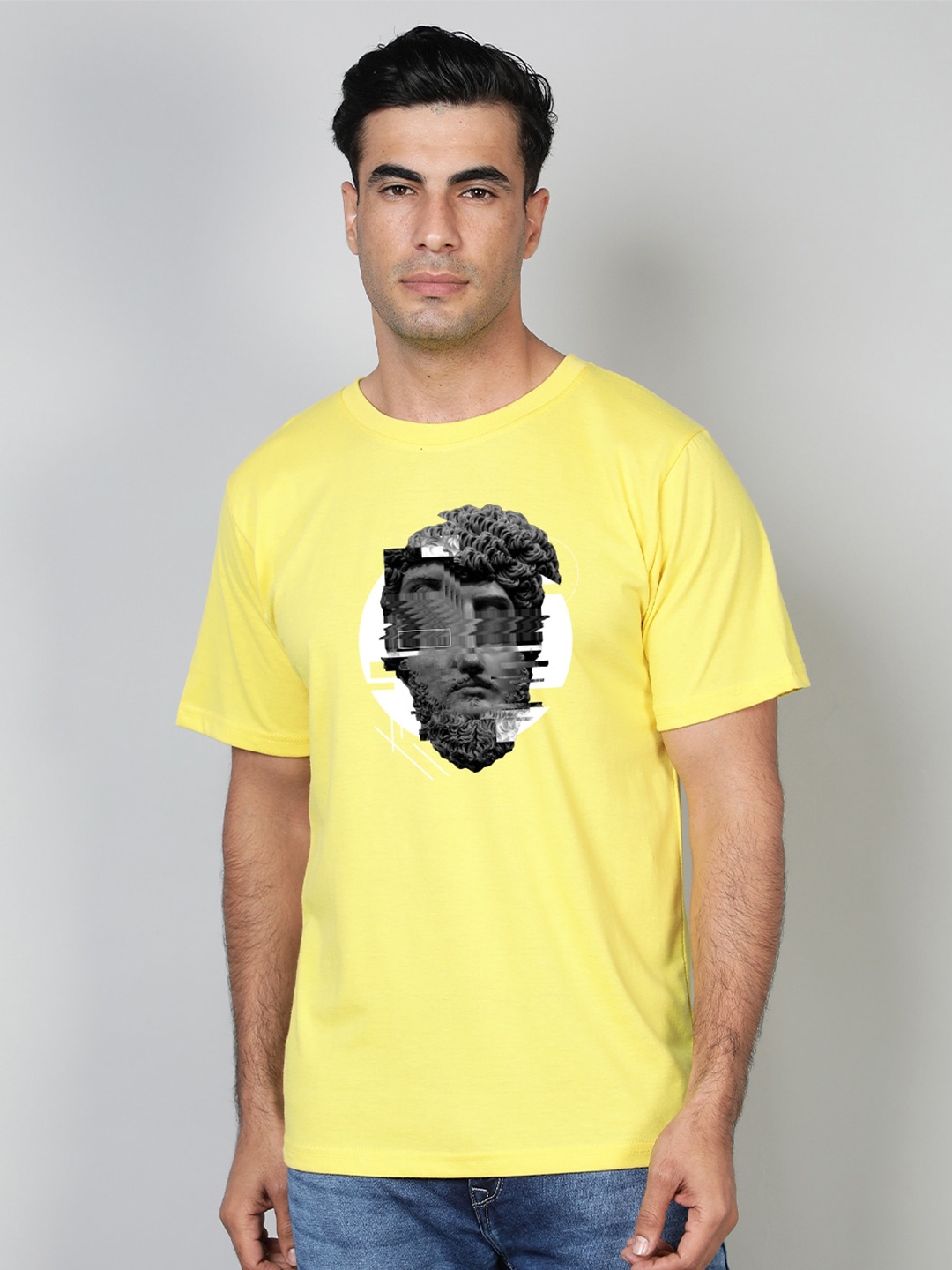 

FFLIRTYGO Men Yellow Printed Applique T-shirt