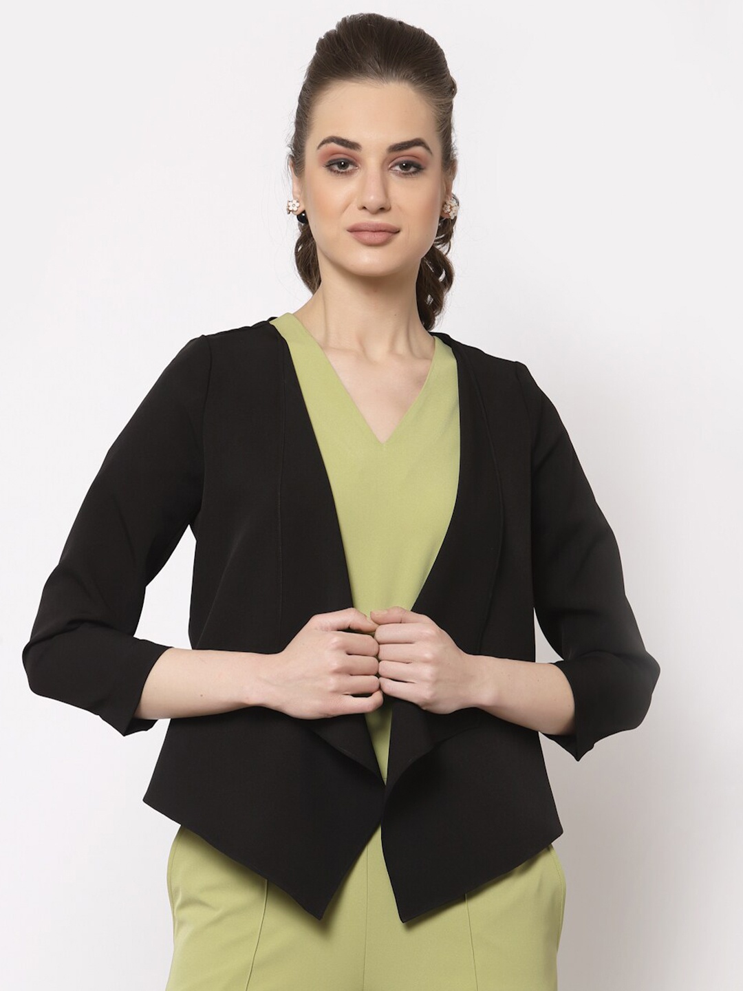 

OFFICE & YOU Women Black Monochrome Shrug