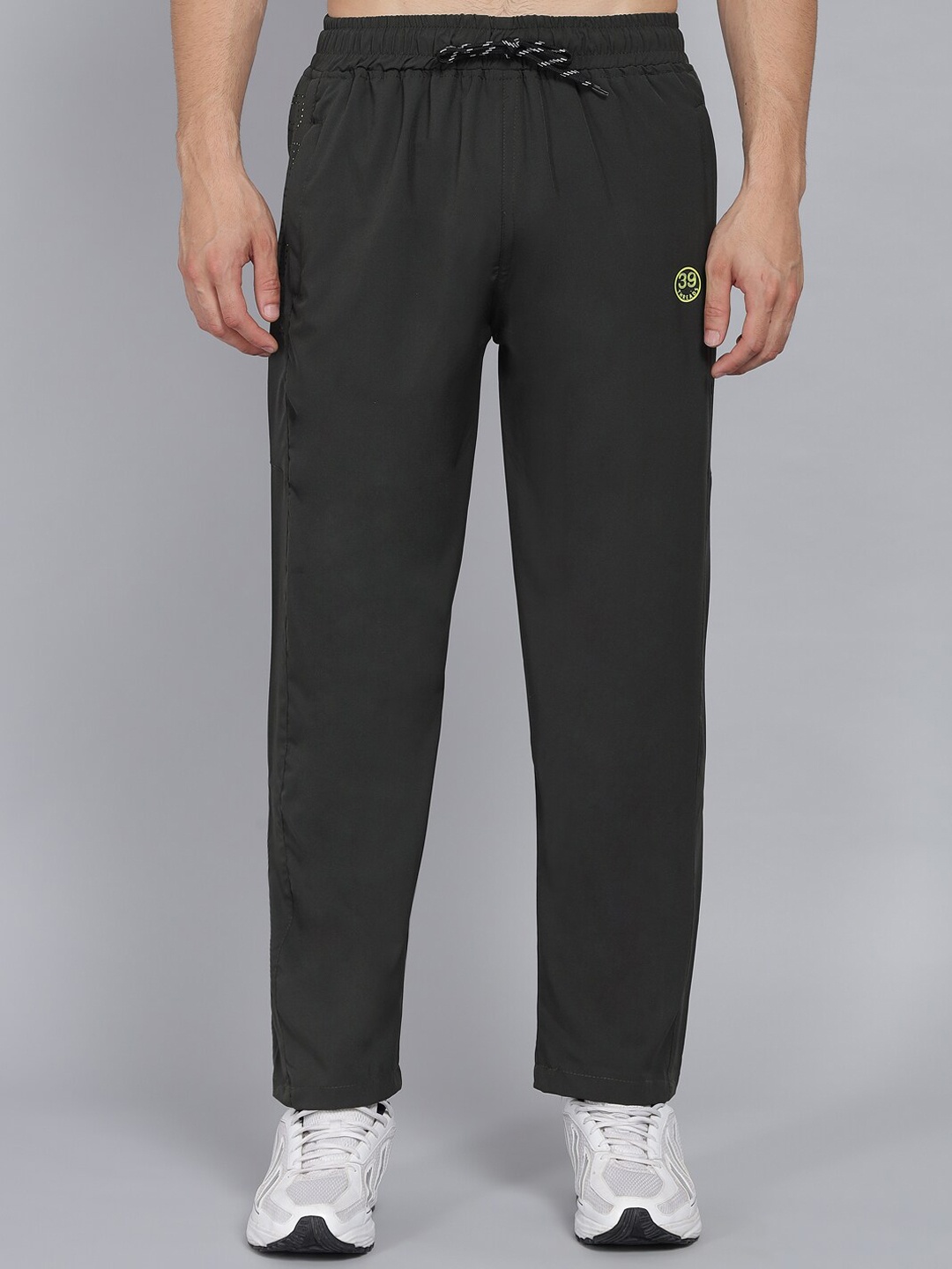 

39 THREADS Men Olive Green Regular Fit Solid Dry Fit Track Pants