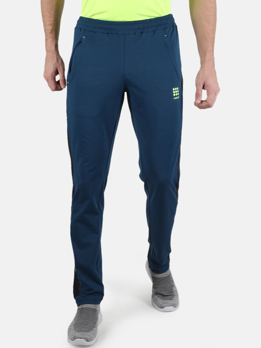 

rock.it Men Blue Solid Track Pants