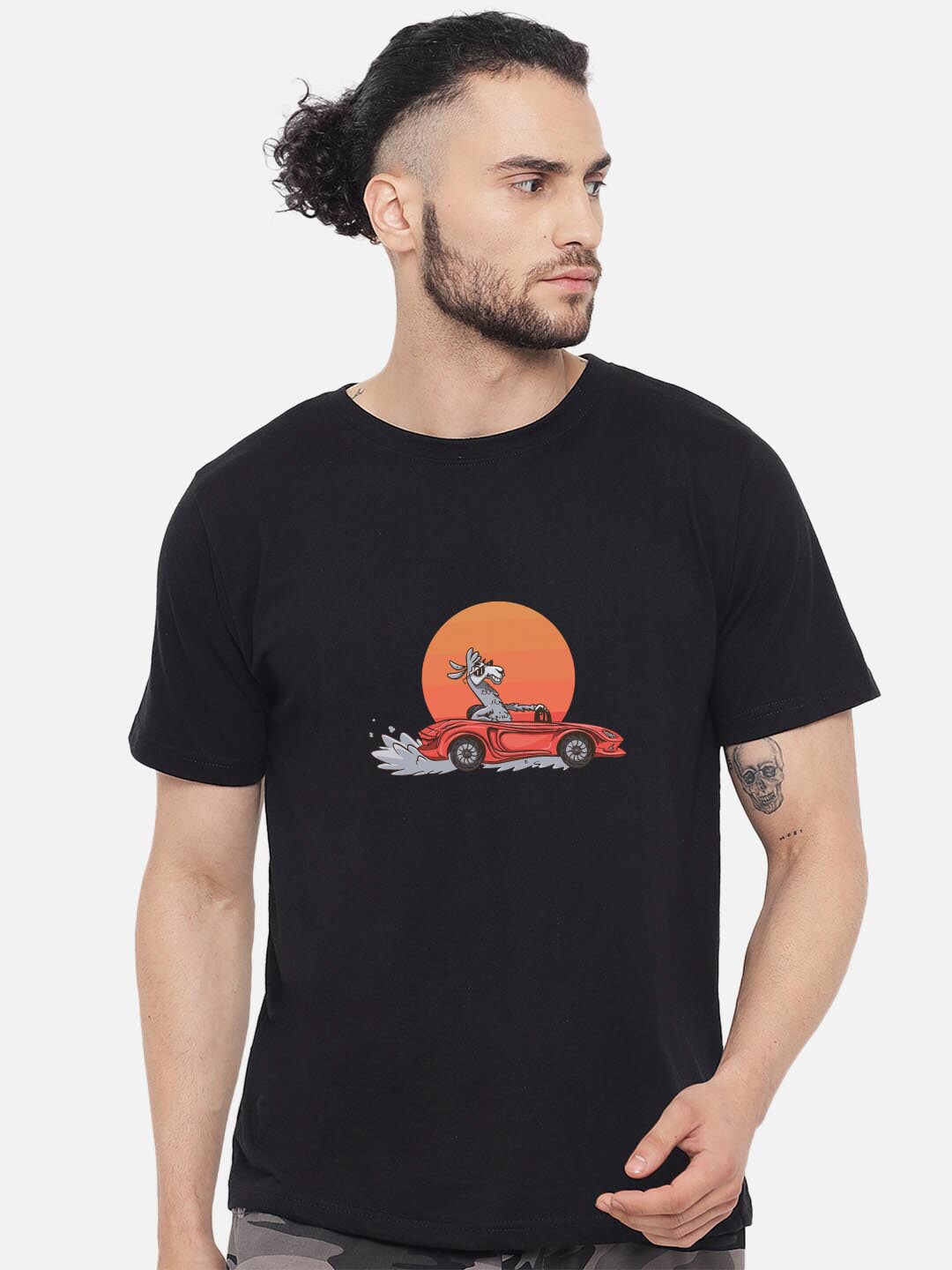 

FFLIRTYGO Men Black Applique T-shirt