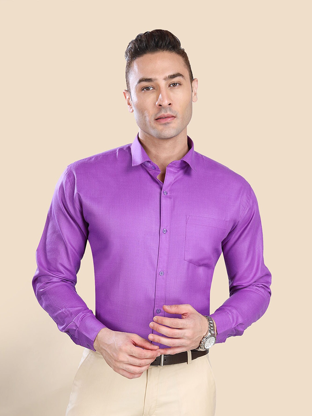 

RG DESIGNERS Men Purple Slim Fit Solid Formal Shirt
